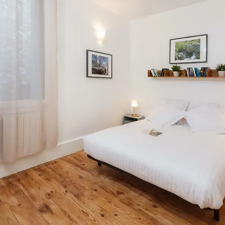 Parfum - Première Conciergerie *